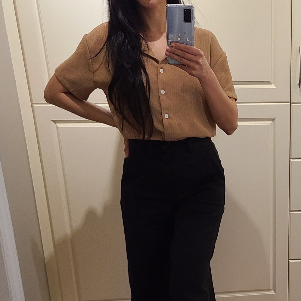 Button-down Blouse in Neutral Shade